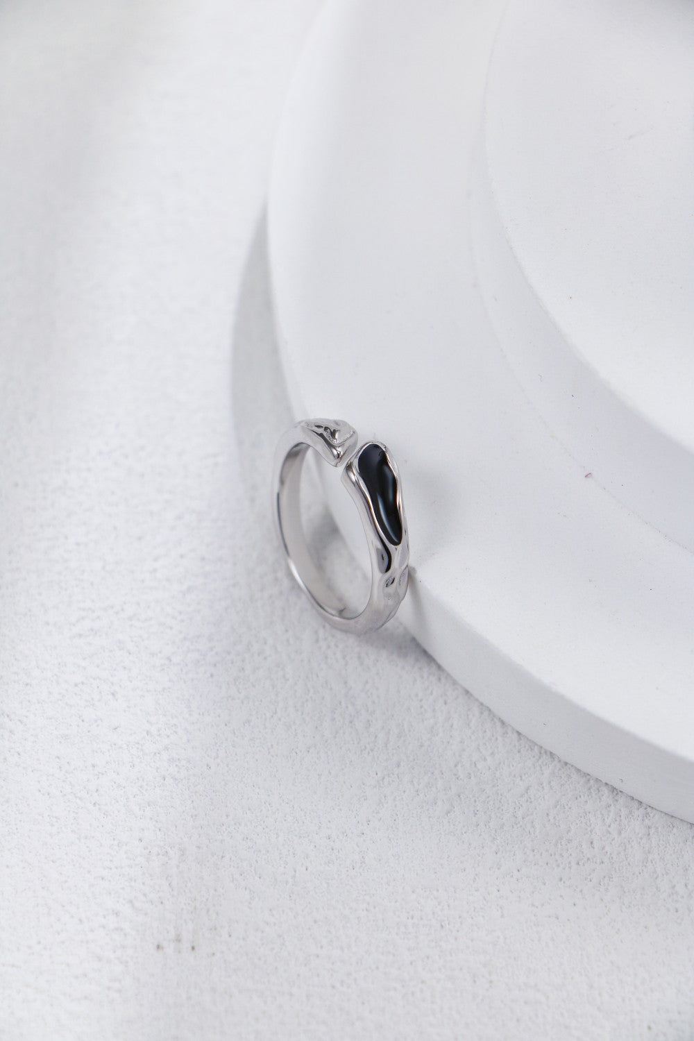 Silver Onyx Wave Open Ring
