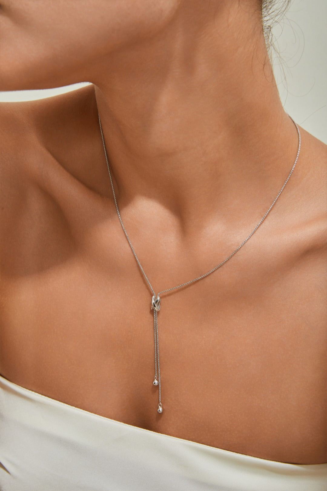 Silver Ceaseless Bond Necklace