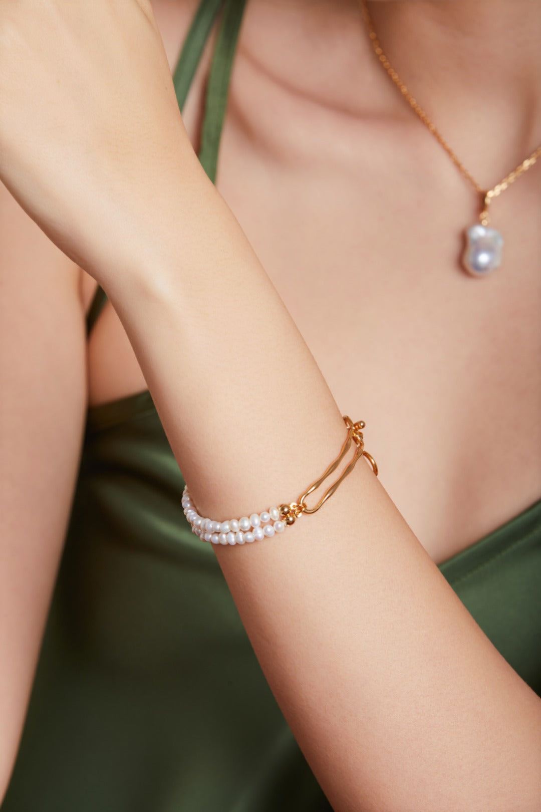 Gold Plated Pearl Link Bracelet