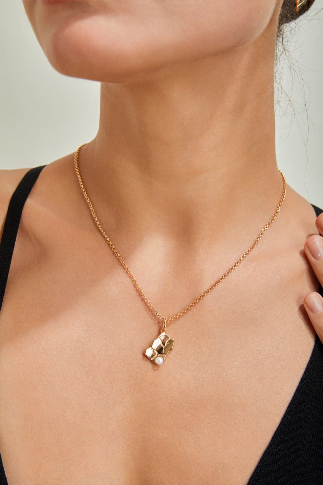 Gold Plated Pearl Ridge Necklace