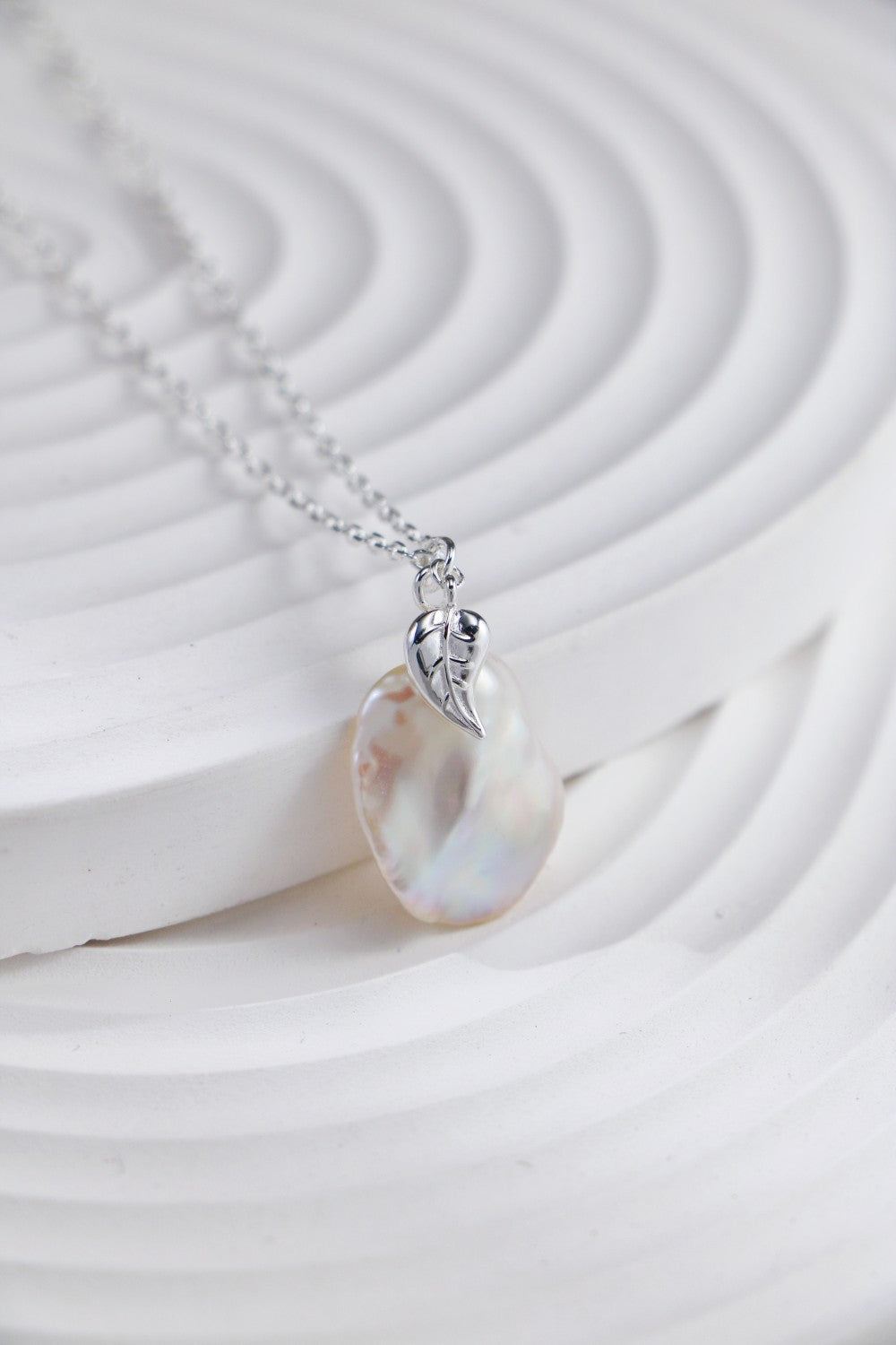 Silver Baroque Bliss Pearl Necklace
