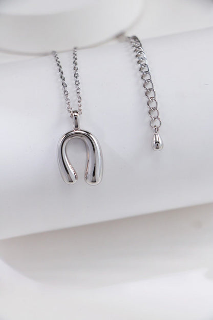 Silver Fortune Bend Necklace